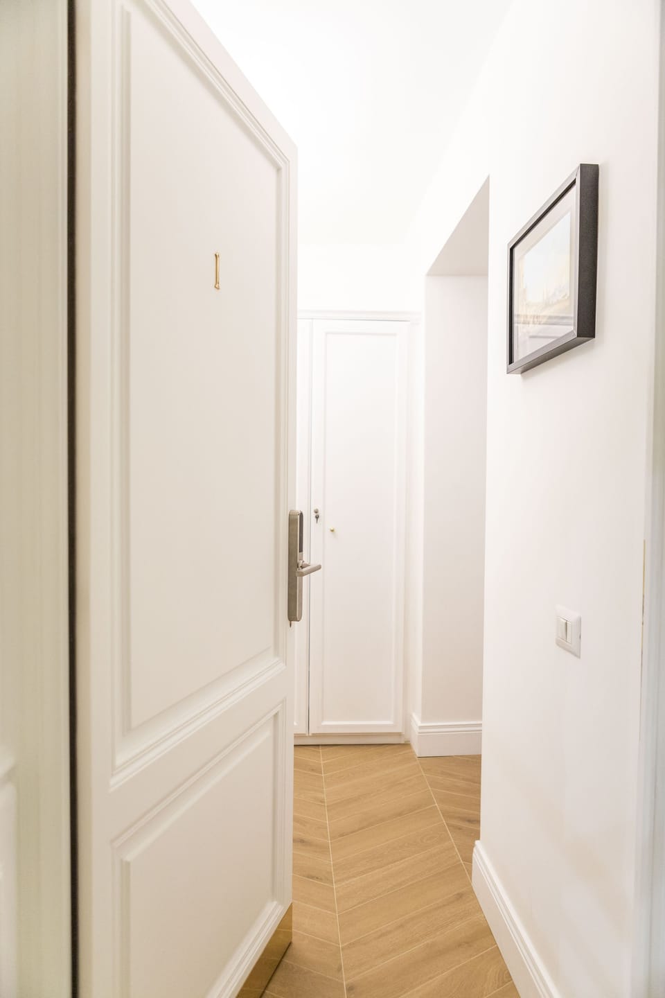 Standard Room | In-room safe, desk, free WiFi, bed sheets