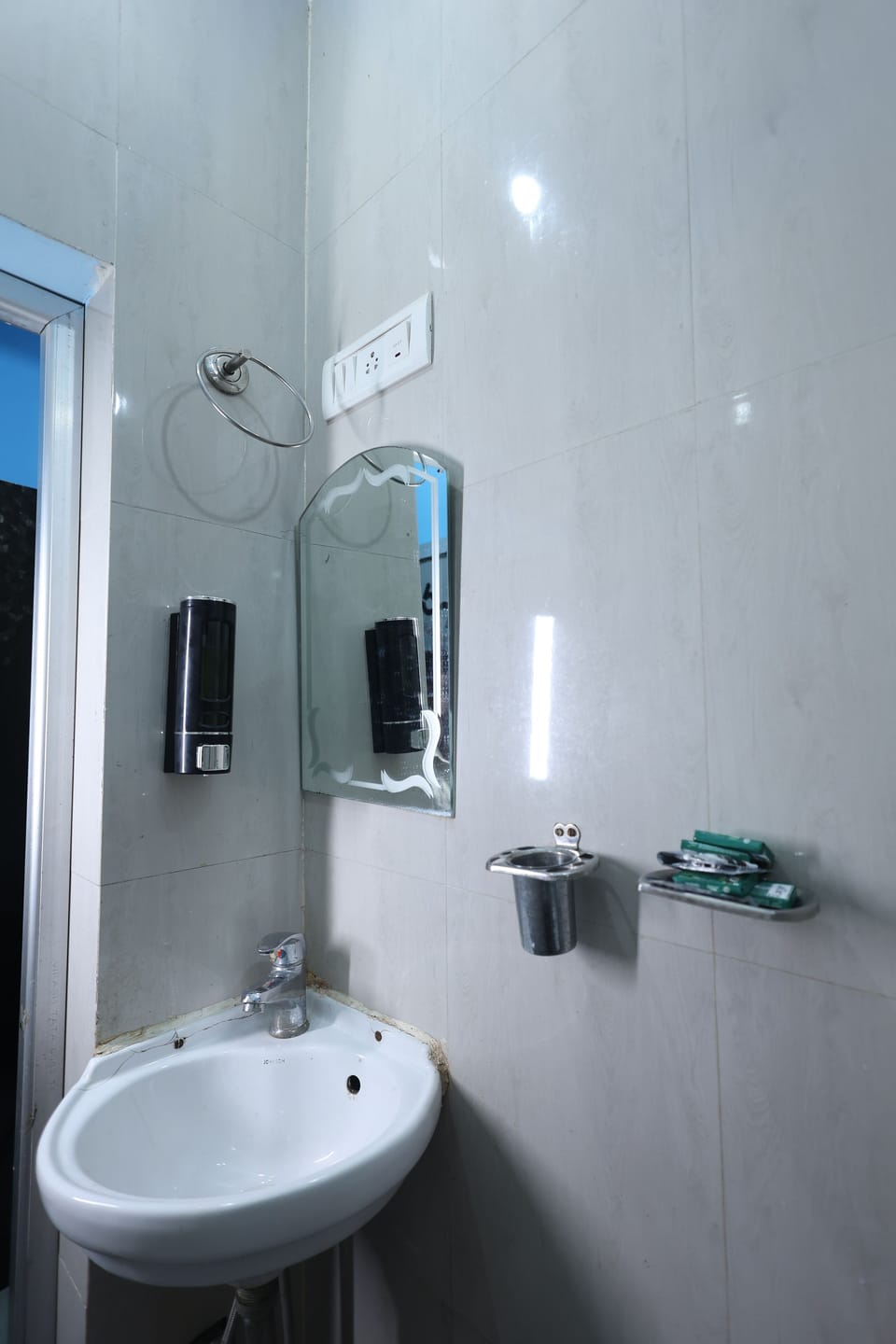 Room | Bathroom | Hair dryer, slippers, towels, soap