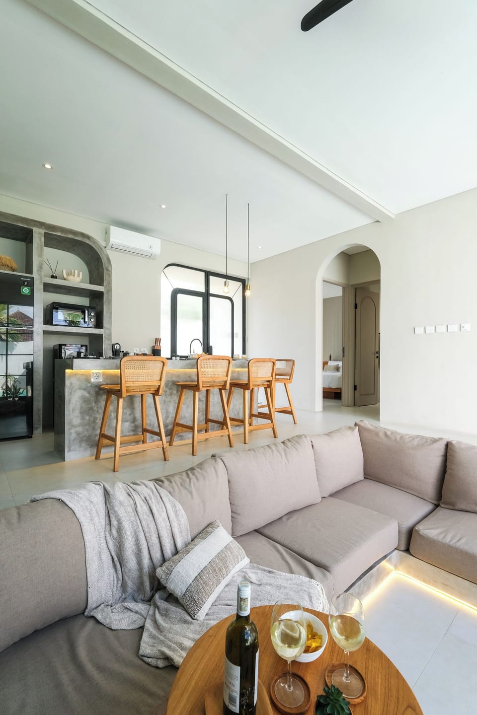 Villa, 2 Bedrooms | Living room | TV