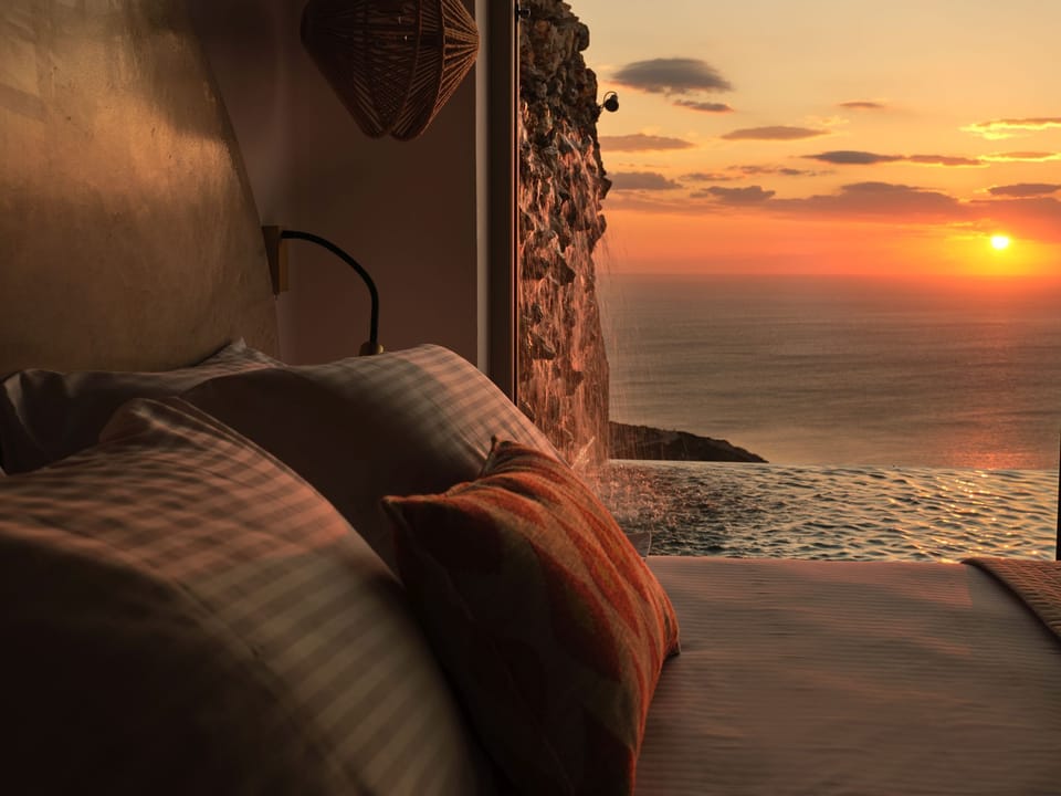 Luxury Suite | Frette Italian sheets, premium bedding, down comforters, pillowtop beds