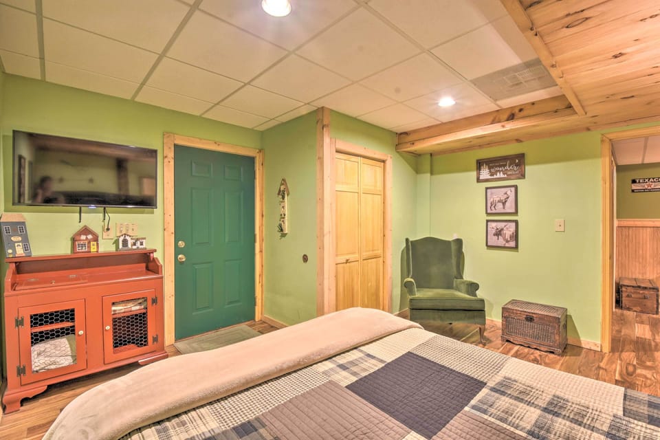 House (3 Bedrooms) | Interior