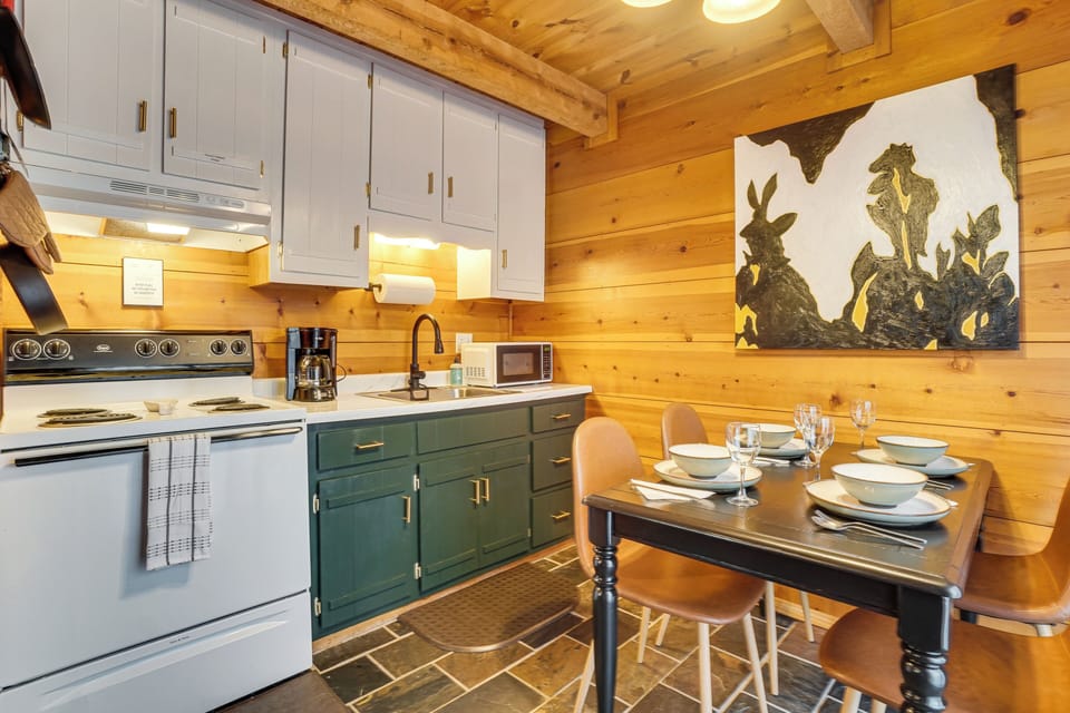 House (1 Bedroom) | Interior