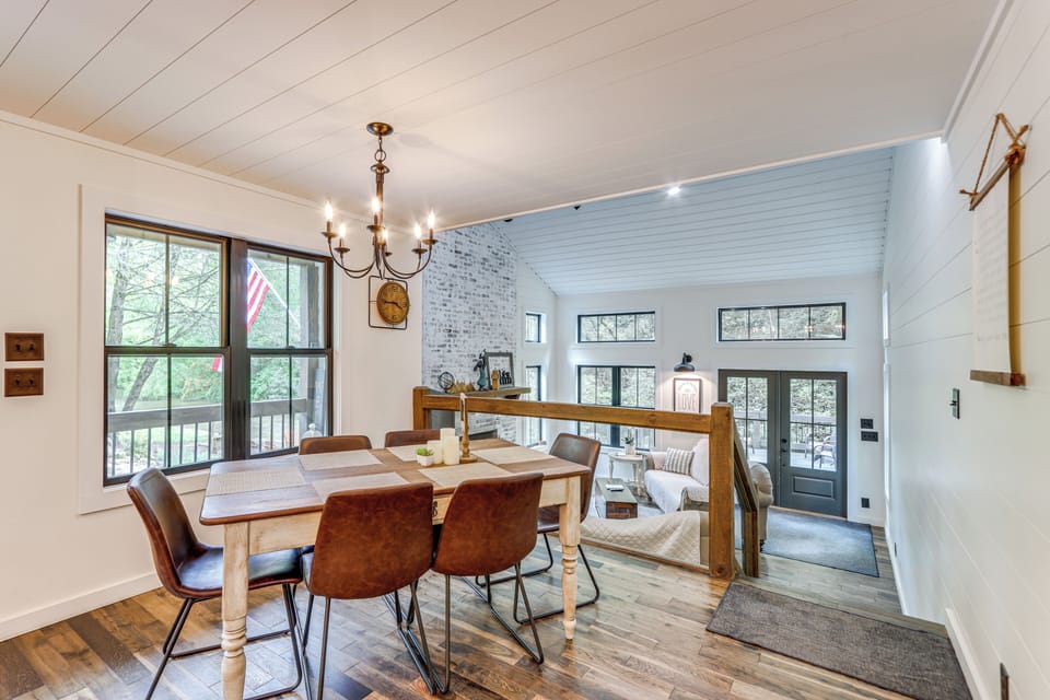 Cottage (2 Bedrooms) | Interior