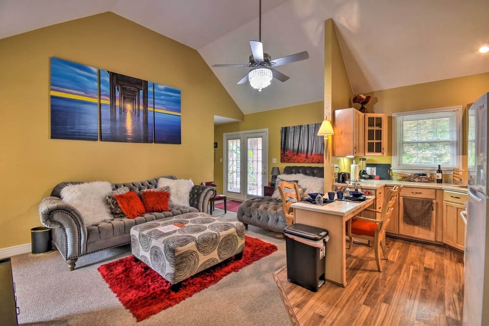 House (2 Bedrooms) | Interior