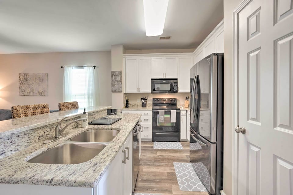 House (5 Bedrooms) | Interior