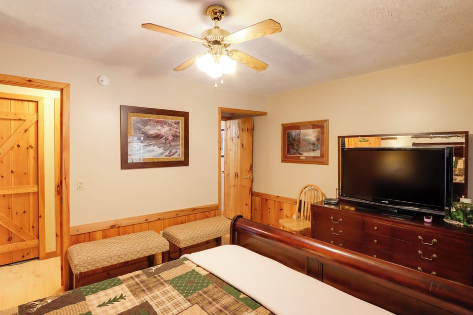 House (2 Bedrooms) | Interior