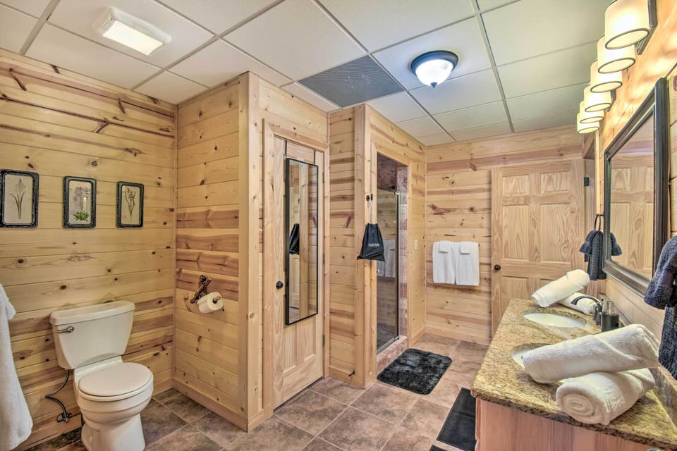 Lavish Hiawassee Cabin - Great for Families! Cottage in Georgia