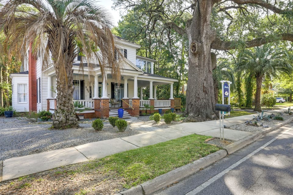 House (2 Bedrooms) | Front of property