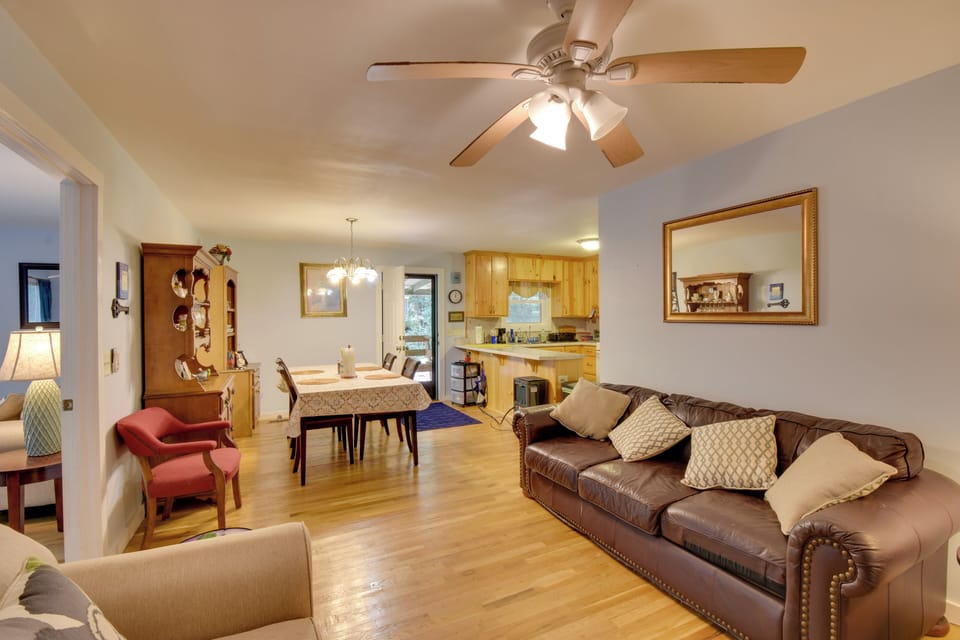 House (2 Bedrooms) | Interior