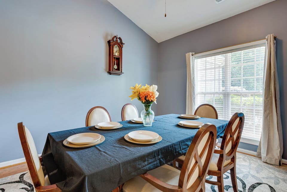 House (3 Bedrooms) | Interior