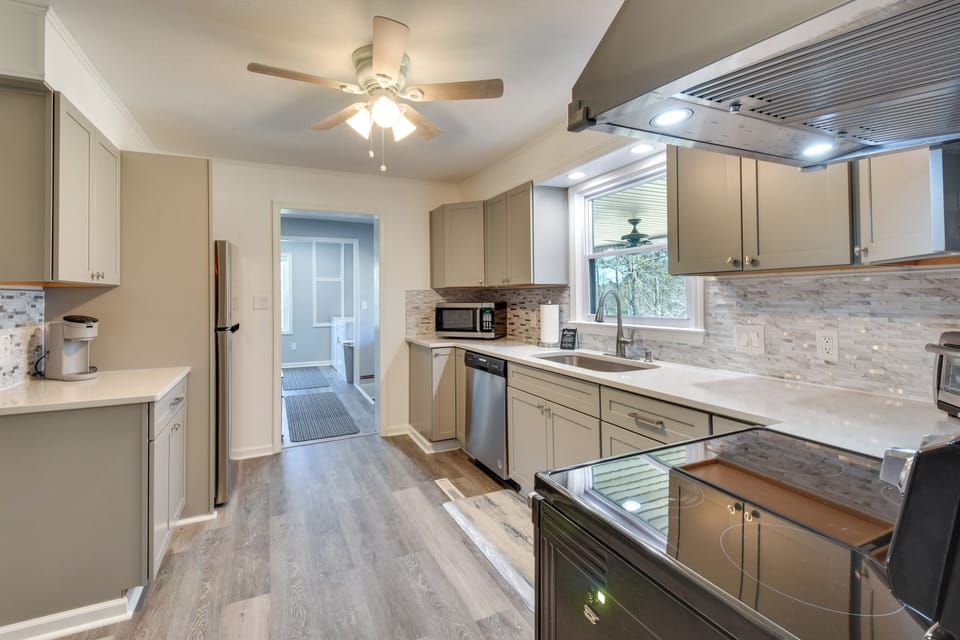 House (4 Bedrooms) | Interior