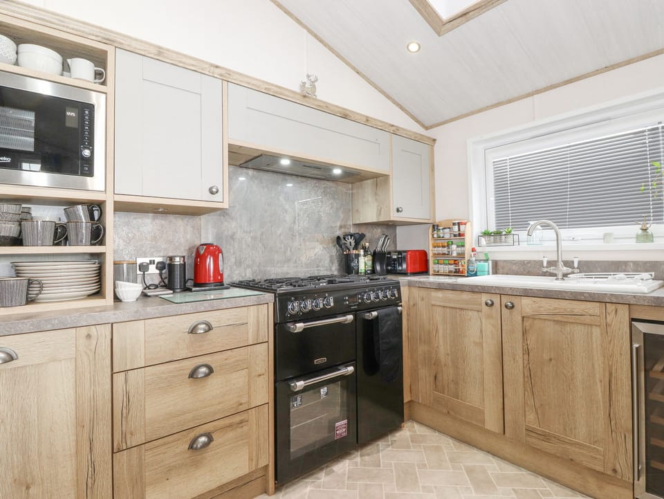 Fridge, dishwasher, electric kettle, toaster