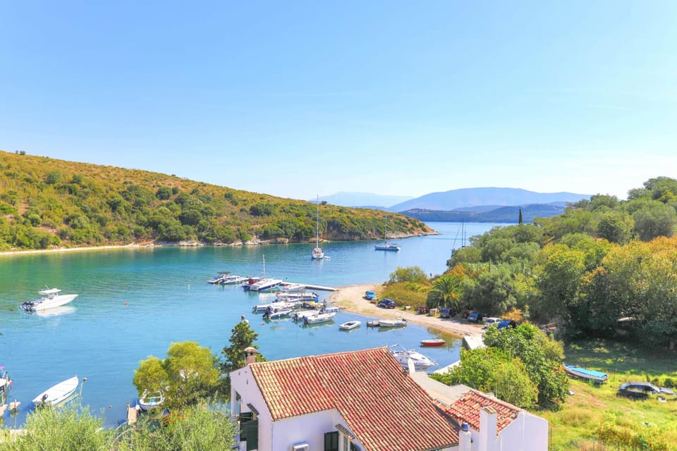 Renoula Saint Stephanos Apartment in Peloponnese, Western Greece and the Ionian
