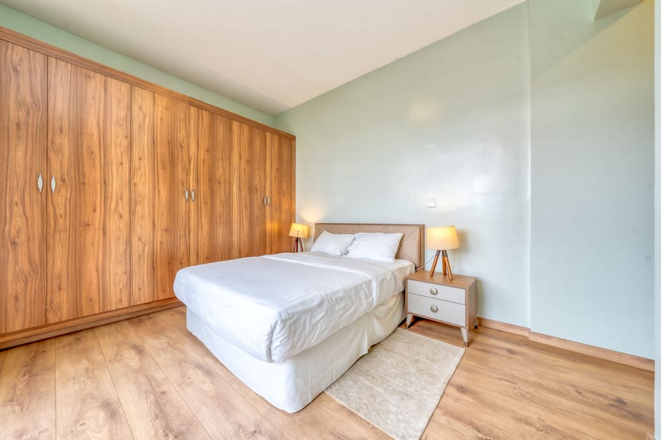Deluxe Apartment | 3 bedrooms, desk, soundproofing, free WiFi