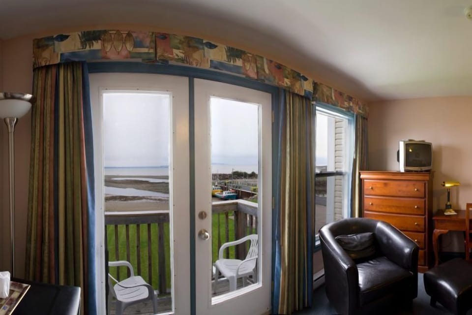 Balcony with Ocean View | View from room