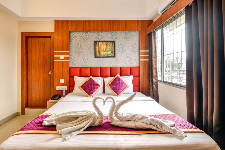 Deluxe Room | Desk, laptop workspace, soundproofing, free WiFi