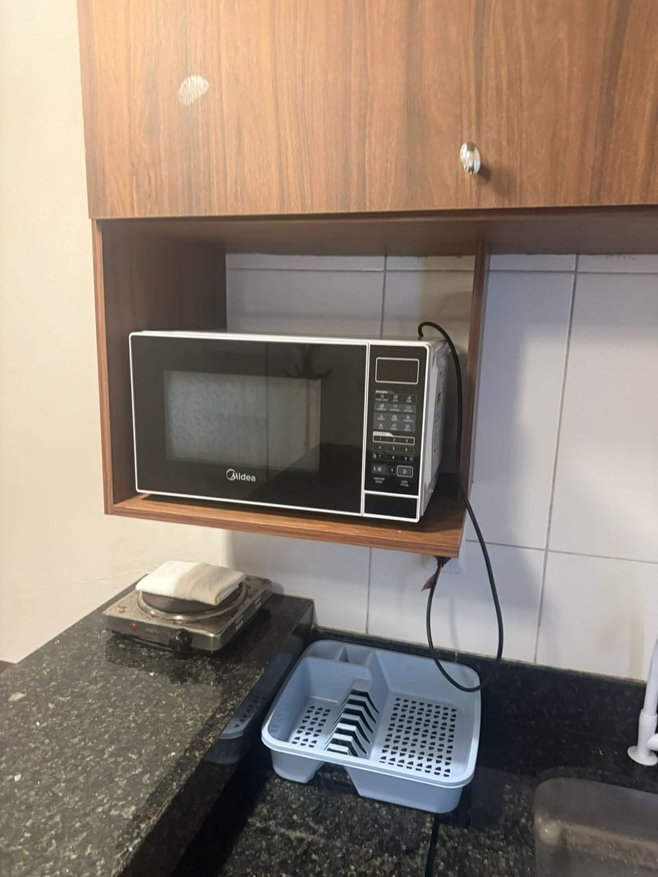 Business Studio, Air conditioning, Corner | Private kitchen | Fridge, cookware/dishes/utensils
