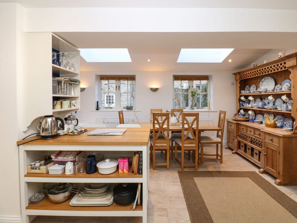 Fridge, dishwasher, electric kettle, toaster