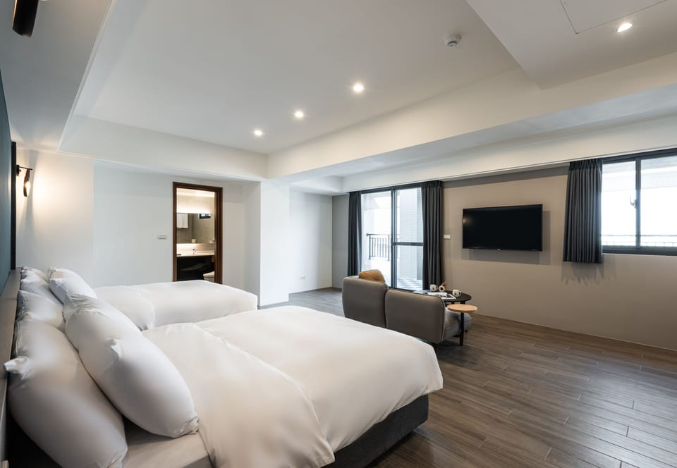 Luxury Quadruple Room | Down comforters, minibar (free items), blackout drapes, soundproofing