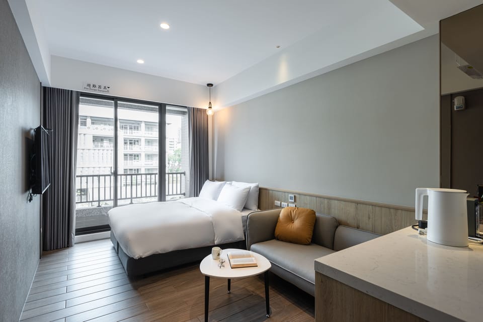 Superior Double Room | Down comforters, free minibar, blackout drapes, soundproofing