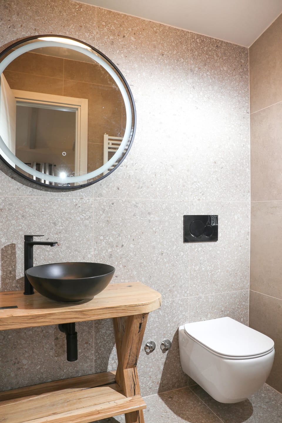 Deluxe Villa | Bathroom