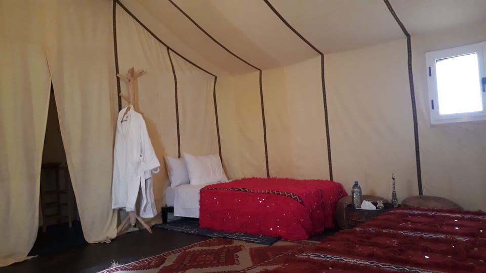 Deluxe Triple Room | Bed sheets