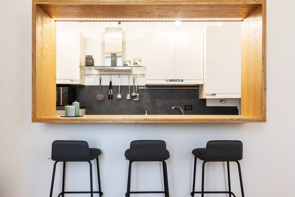 Basic Apartment | Living area