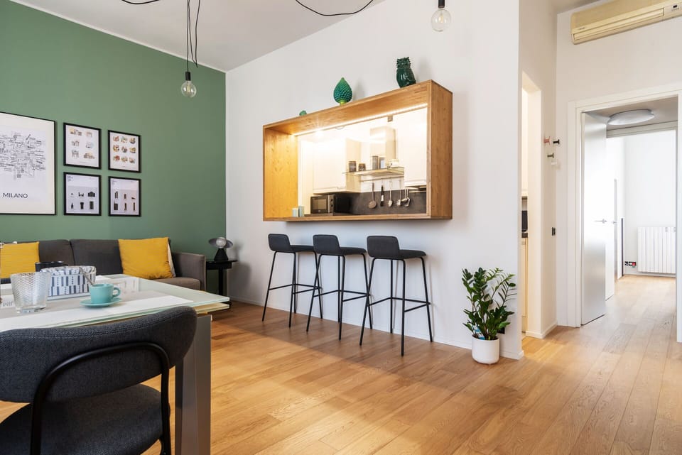 Basic Apartment | Living area