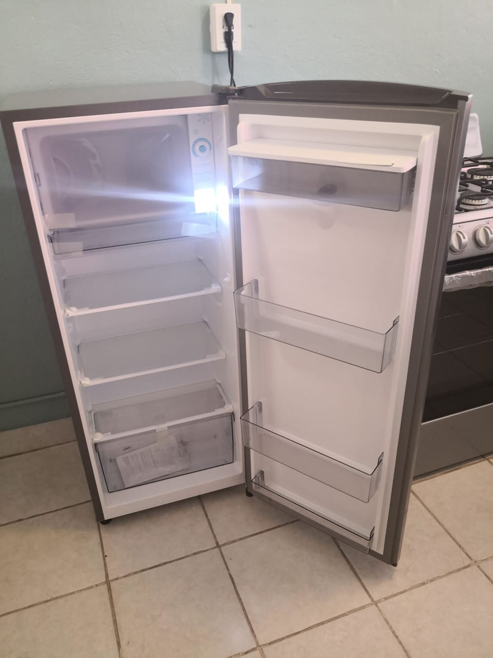 Business Apartment | Private kitchen | Microwave, oven, blender, cookware/dishes/utensils