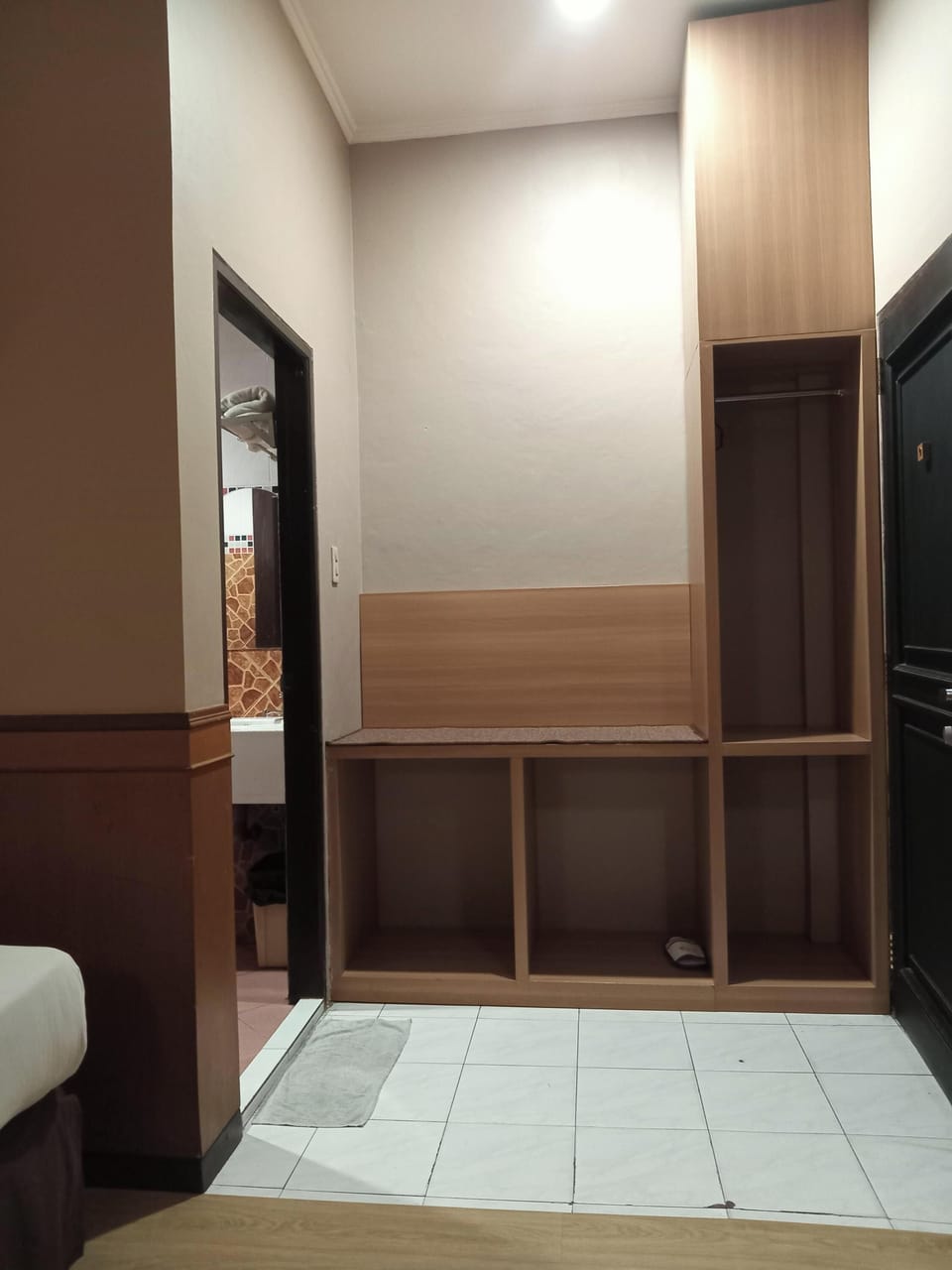 Superior Room, 1 Twin Bed | Desk, WiFi (free), bed sheets