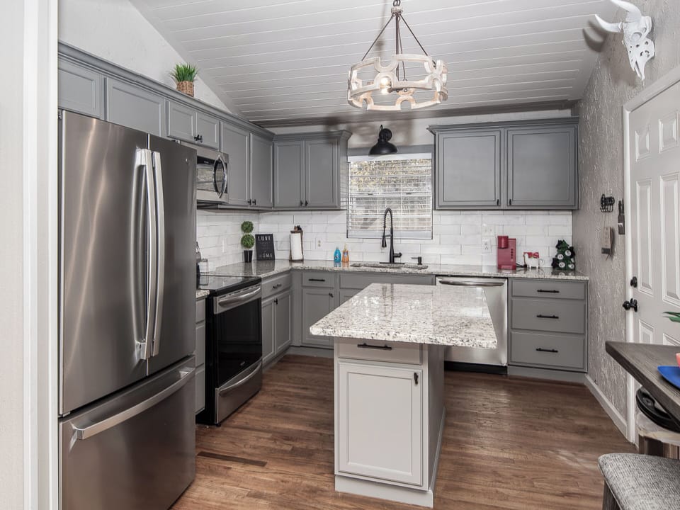 Studio (3 Bedrooms) | Property amenity