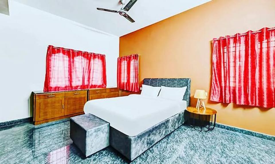 Fabexpress Aathira Inn Hotel in Chennai