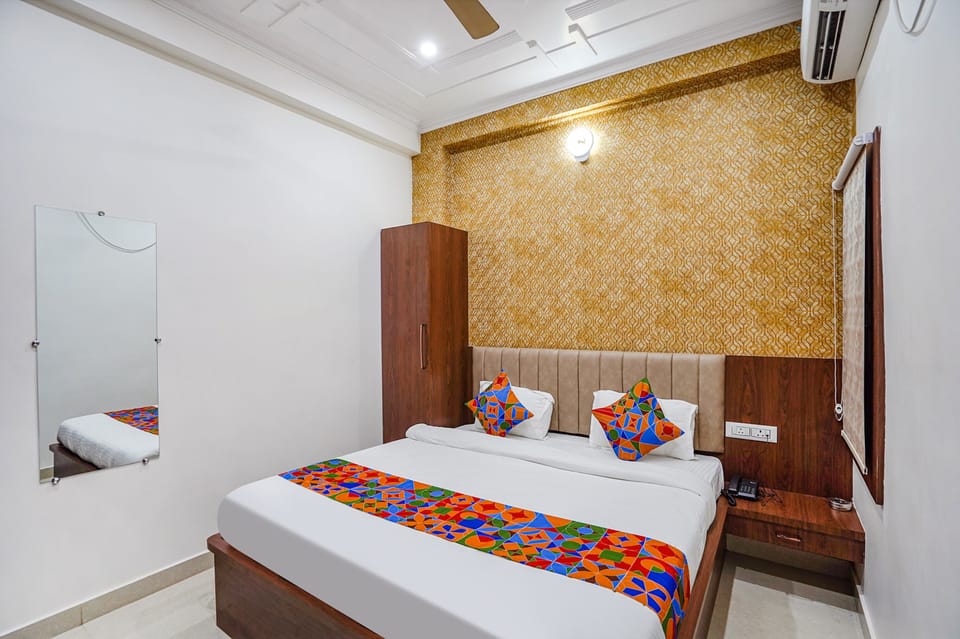 Deluxe Room | Egyptian cotton sheets, premium bedding, in-room safe, free WiFi