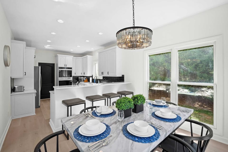 House (Multiple Bedrooms) | Interior