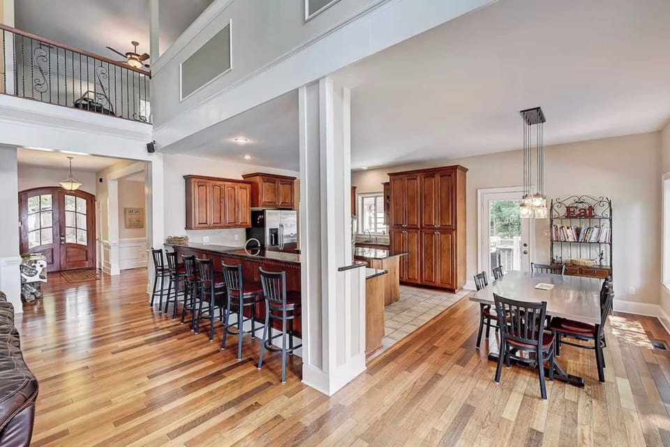 House (Multiple Bedrooms) | Interior