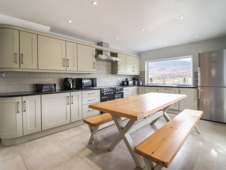 Fridge, dishwasher, electric kettle, toaster
