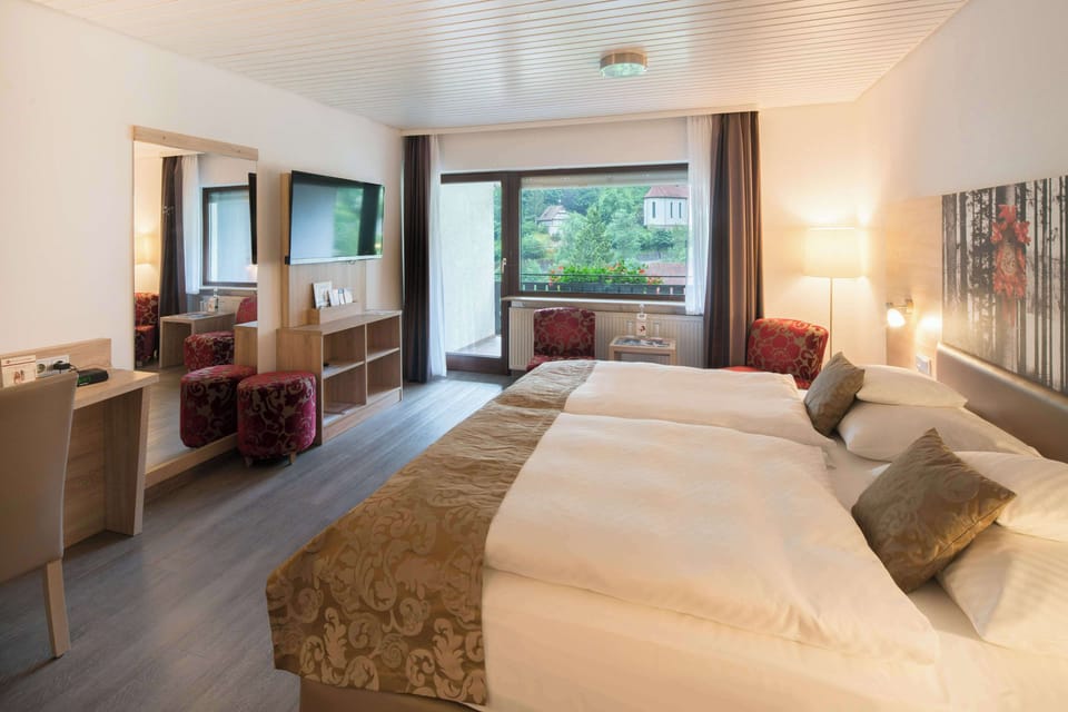 Family Room, 1 Double Bed with Sofa bed (with Sofabed) | 10 bedrooms, premium bedding, down comforters, pillowtop beds