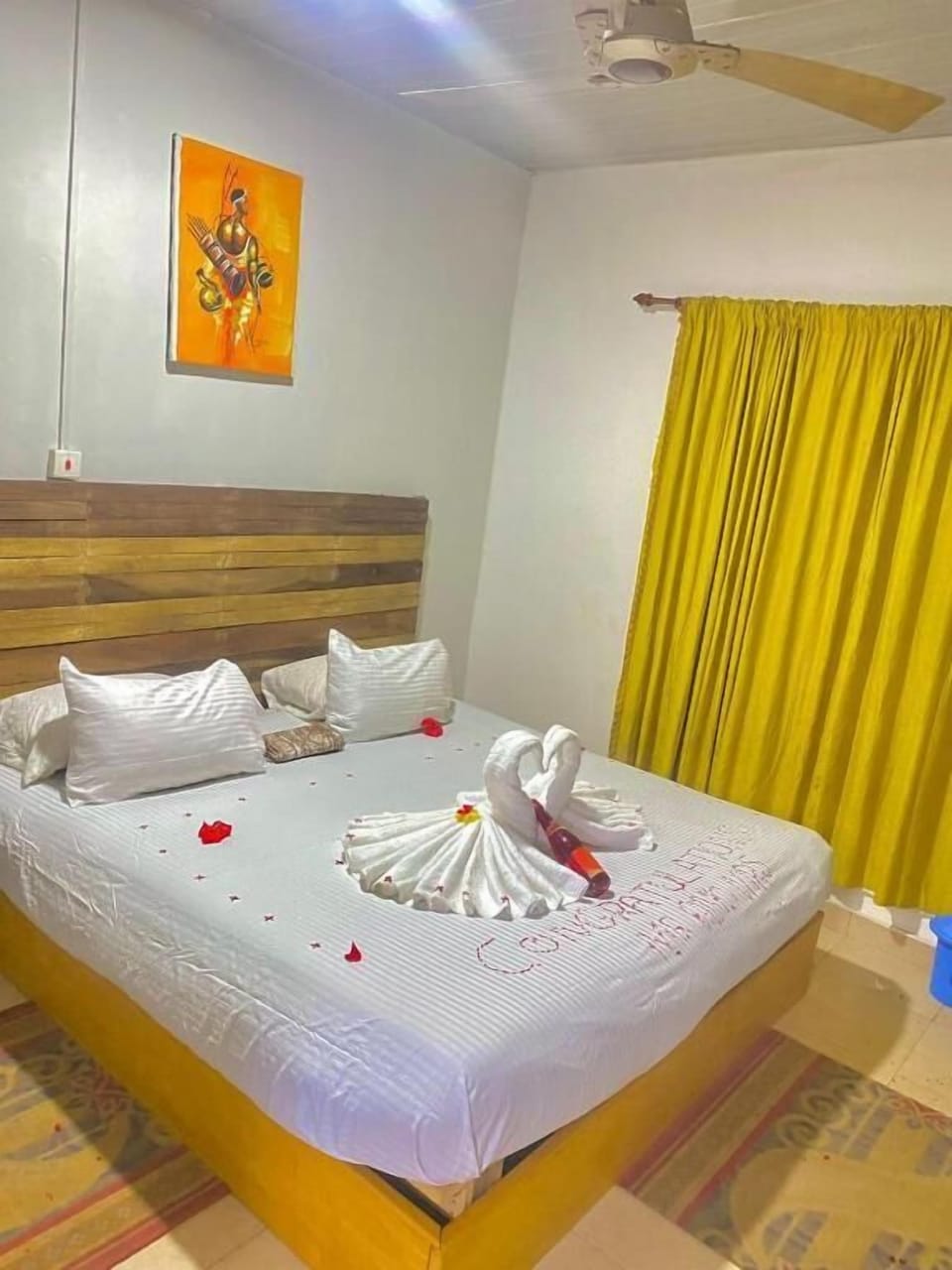Deluxe Double Room | Desk, laptop workspace, WiFi (surcharge), bed sheets