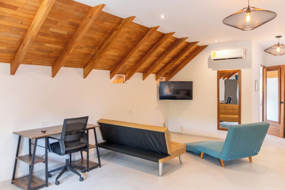 Family Room, 1 Bedroom | Living area