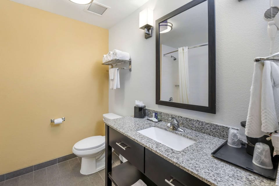 Desk, iron/ironing board, rollaway beds (surcharge), WiFi (free)