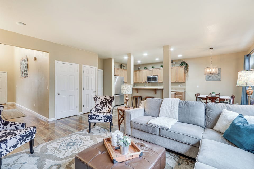 House (3 Bedrooms) | Interior