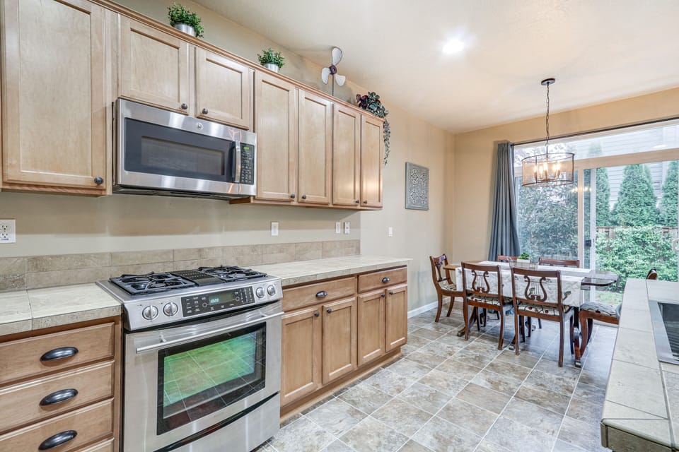 House (3 Bedrooms) | Interior