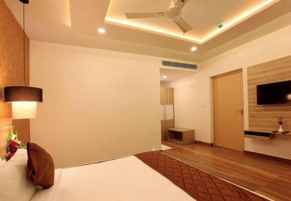 Soundproofing, iron/ironing board