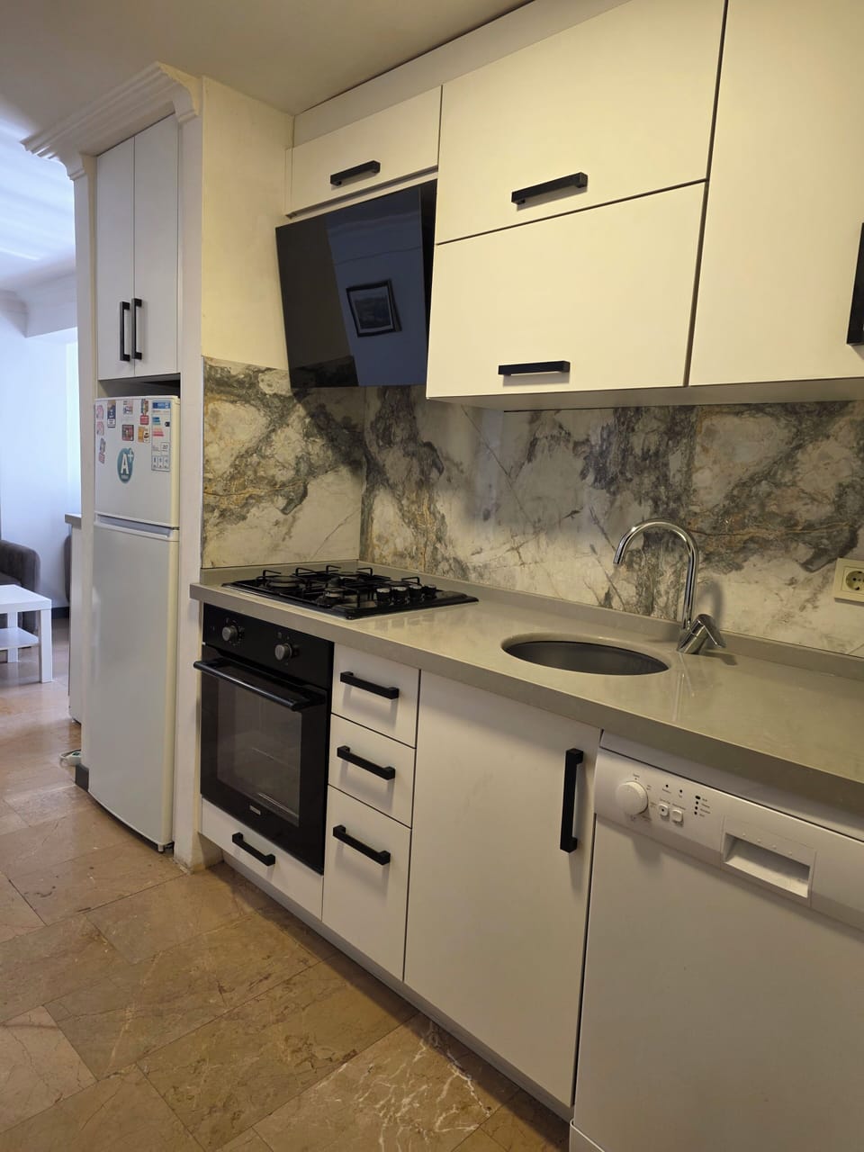 Apartment, 2 Bedrooms | Private kitchen | Oven, stovetop, dishwasher, cookware/dishes/utensils