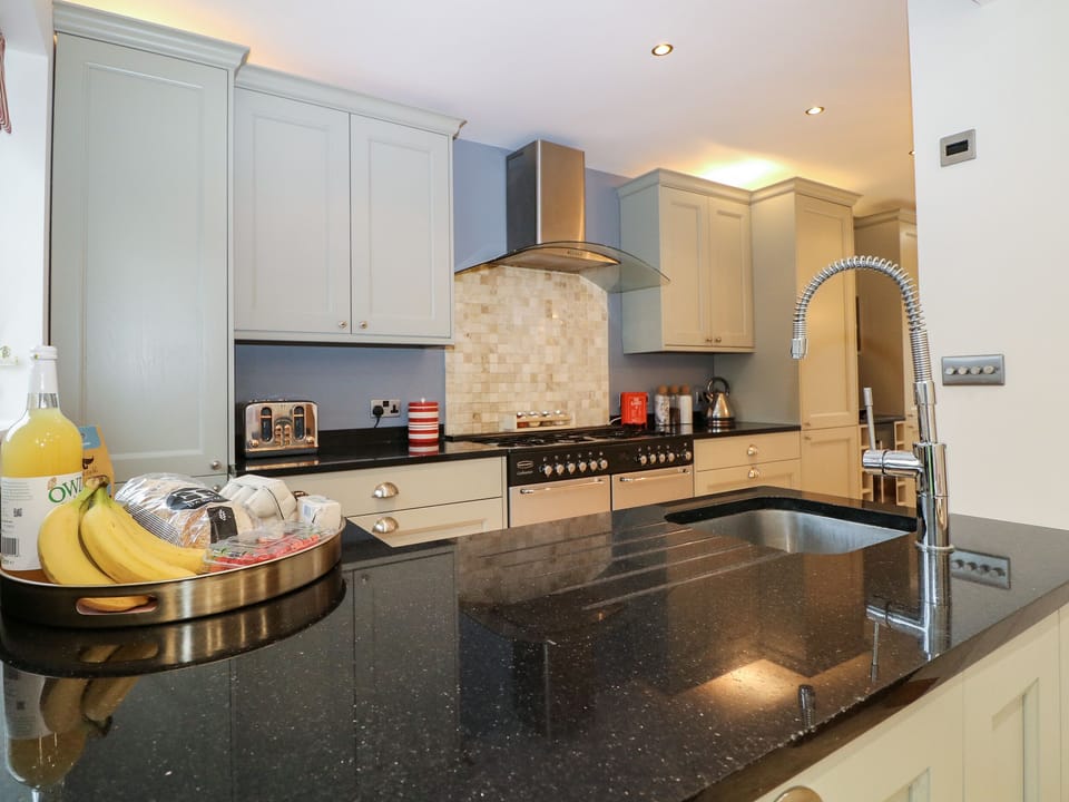 Fridge, dishwasher, electric kettle, toaster