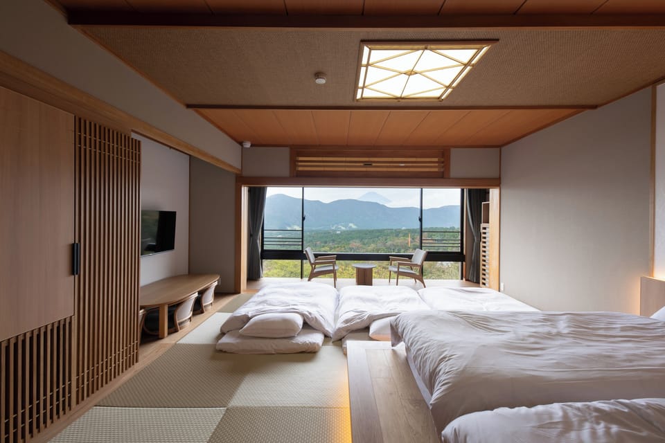 Sakura Non-smoking | 2 bedrooms, in-room safe, desk, iron/ironing board