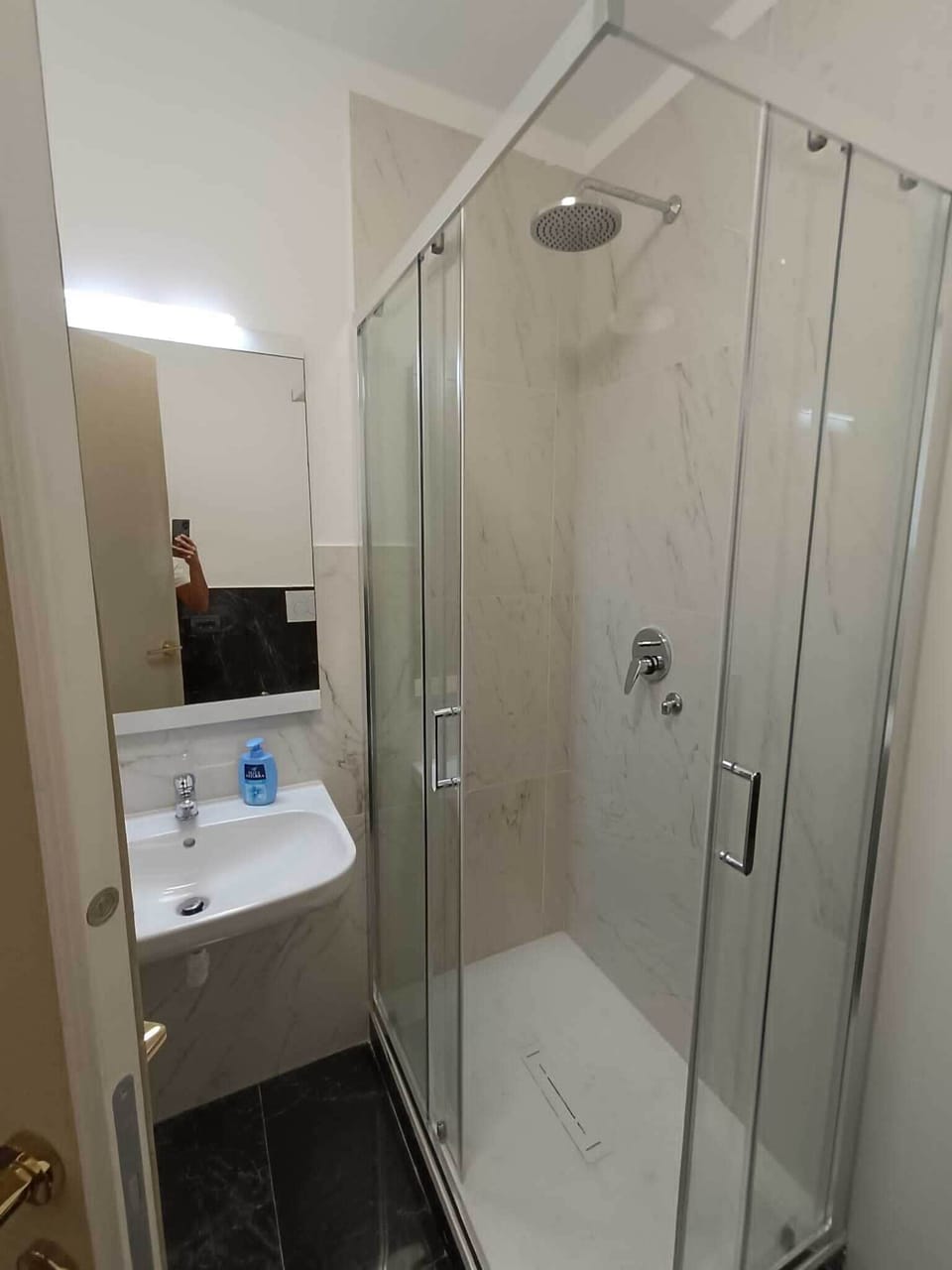 Economy Double Room | Bathroom | Shower, hair dryer, slippers, towels