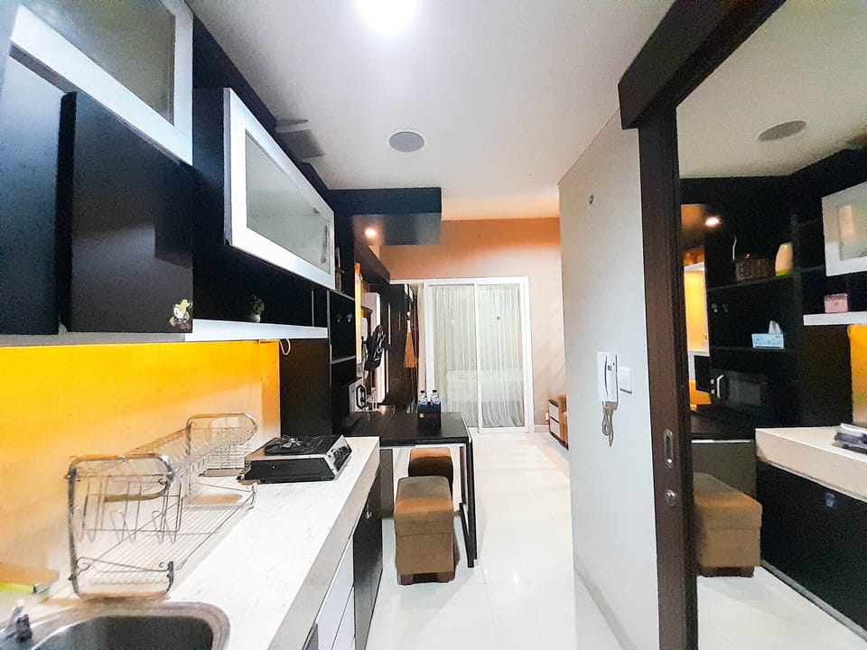 Apartment | Private kitchen | Full-size fridge, stovetop