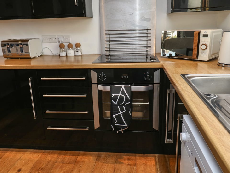 Fridge, dishwasher, electric kettle, toaster