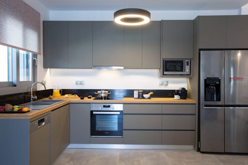 House, Smoking | 6 bedrooms, soundproofing